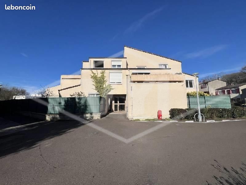 Appartement 4 pièces 91 m² · à Combs-la-Ville · 91 m² · 197 000 €