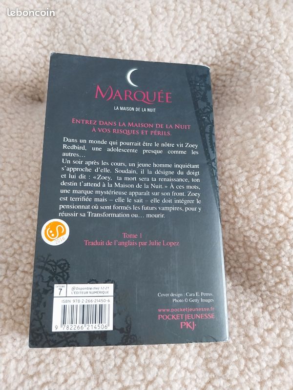 Livre La maison de la nuit Marquée (image 2)