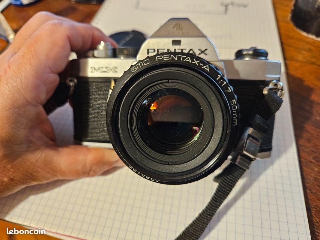 Appareil photo argentique PENTAX MX + 50mm 1: 1.7