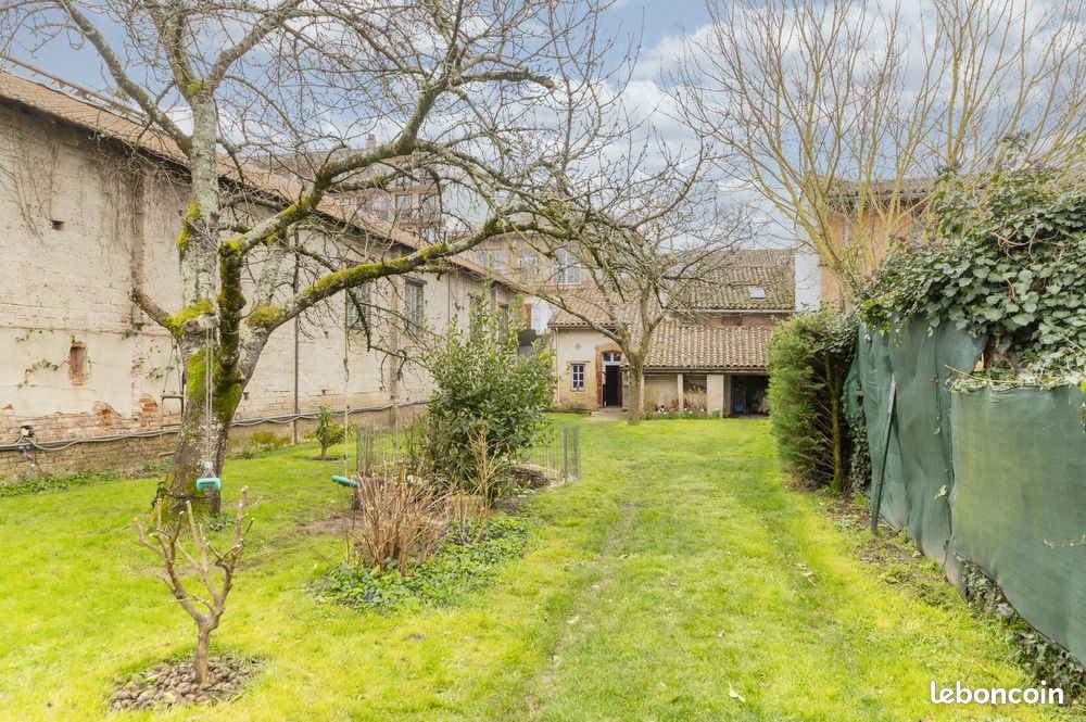 Maison 7 pièces 225 m² · à Montauban · 225 m² · 420 000 €