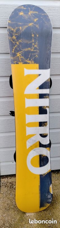 housse snowboard nitro Tracker Wheelie Bag 2026 Built for fun The 2026 Nitro Beauty Women's