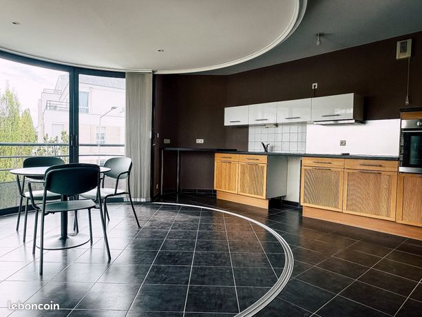 Appartement 3 pièces 91 m² — 2