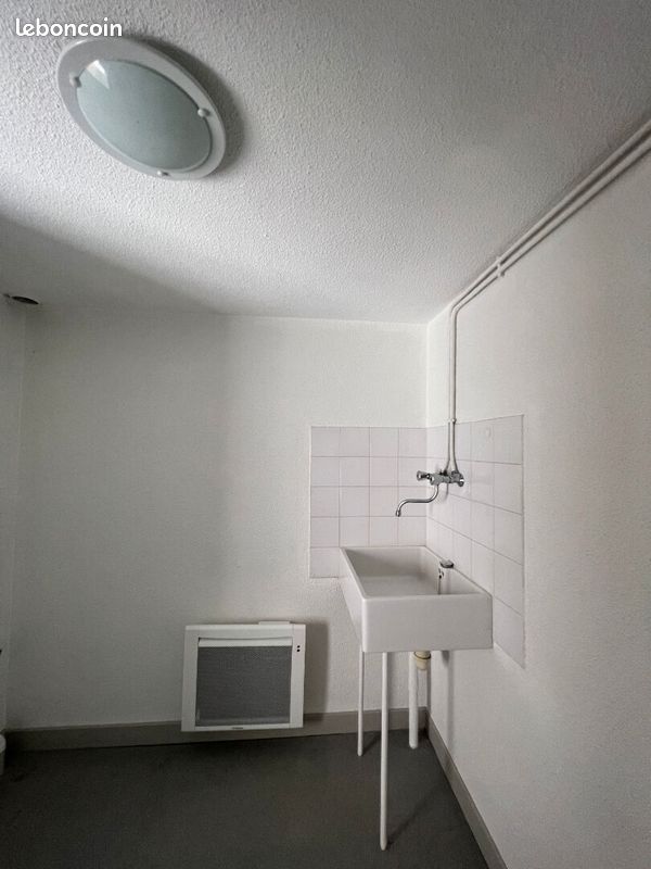 Appartement a louer roanne - 4 pièce(s) - 117 m2 - Surfyn