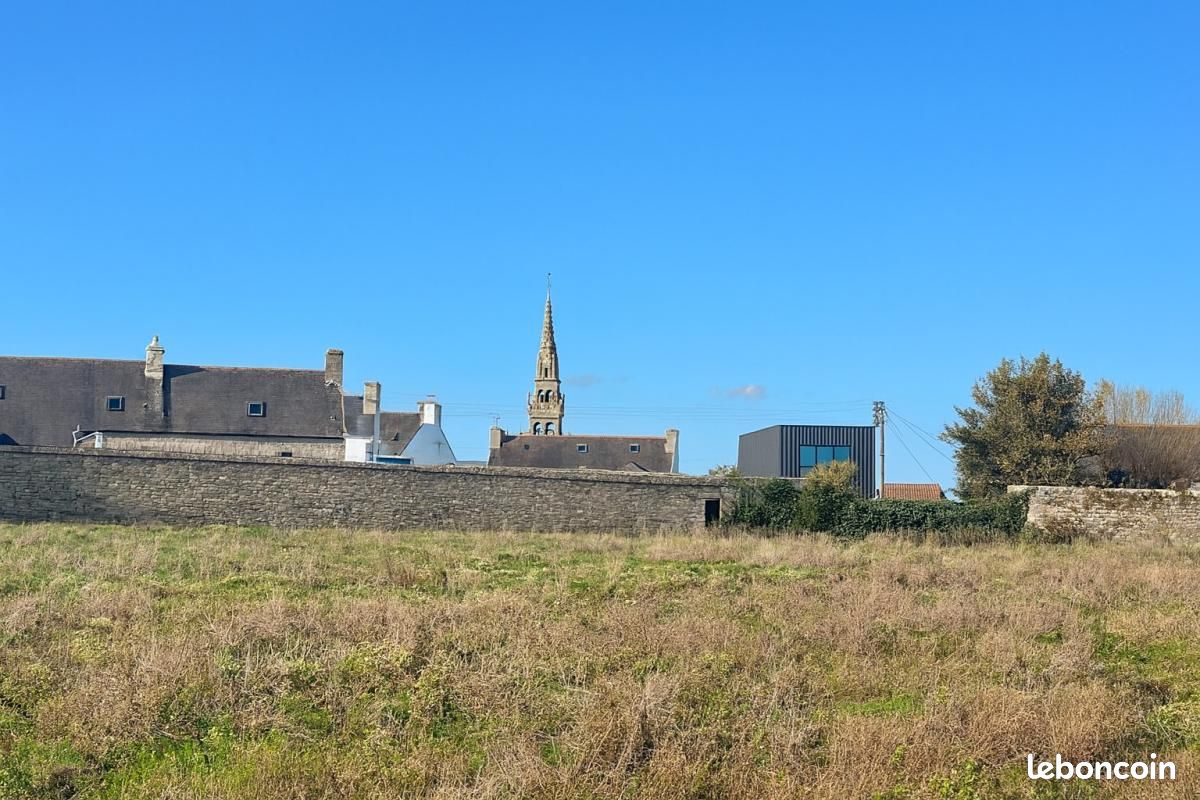 Terrain 683 m² Guisseny · à Guissény · 82 000 €
