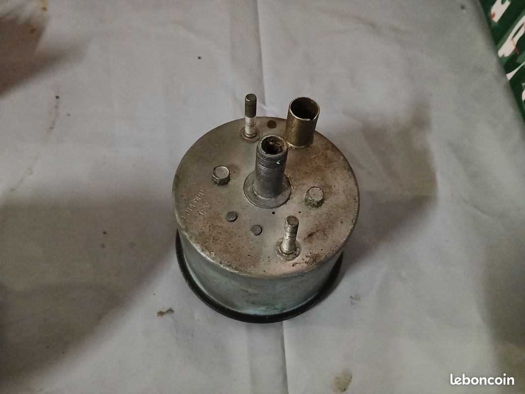 Compte-tours mécanique vintage 12V - Camion Saviem / Renault JK JN (Ancien) (image 2)