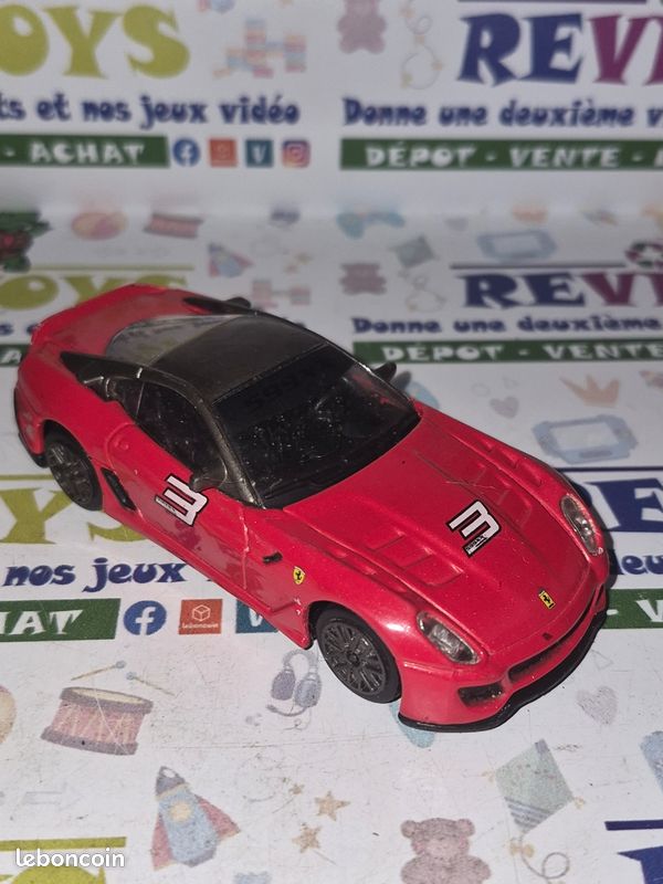 R16304 voiture Ferrari bburago 10cm (image 1)