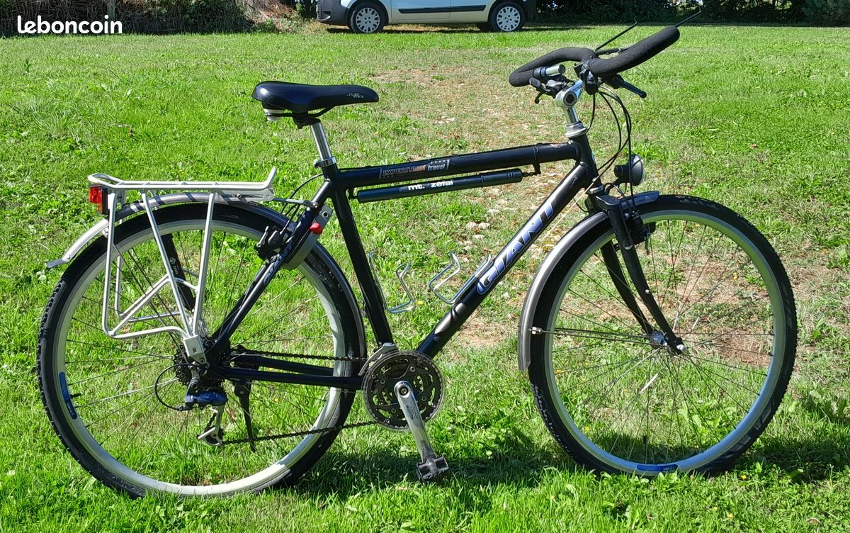 Vends vélo vtc giant (image 1)