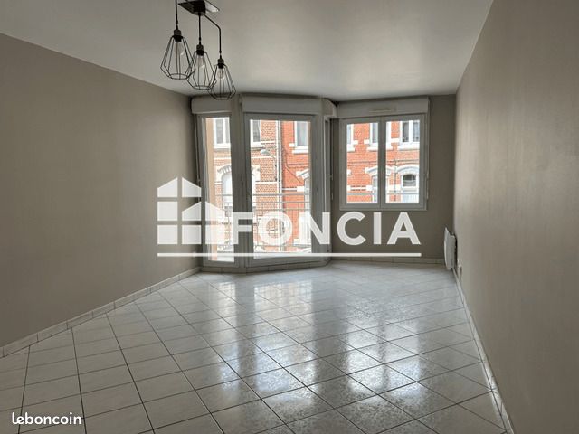Appartement 3 pièces 70 m² · à Lille · 70 m² · 924 €