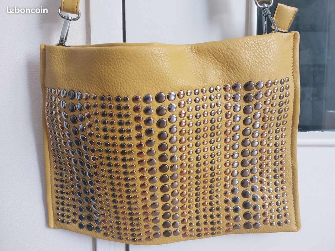 Sac à mains (image 1)