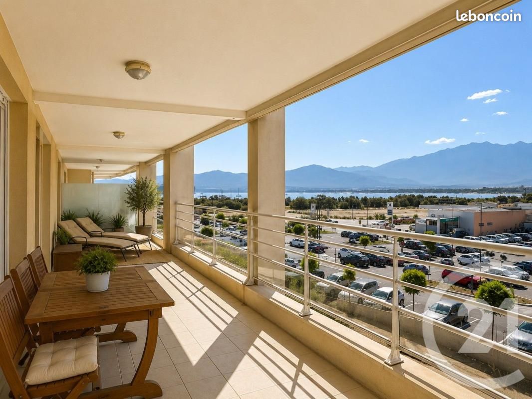 Appartement 3 pièces 73 m² · à Calvi · 73 m² · 494 000 €