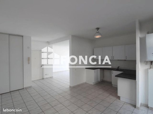 Appartement 3 pièces 76 m² · à Grenoble · 76 m² · 882 €/mois