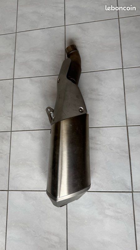Échappement origine Tuono v4 1100 (image 1)
