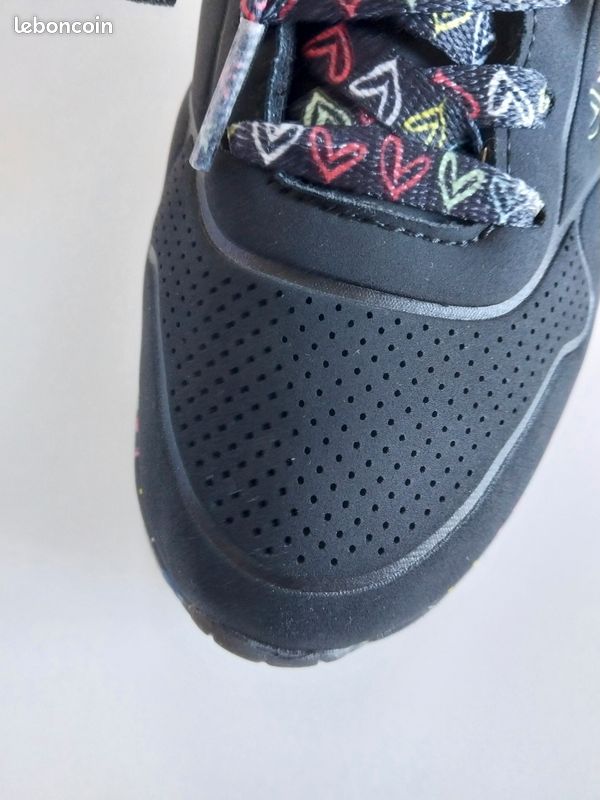 Skechers noir taille 33 (image 3)