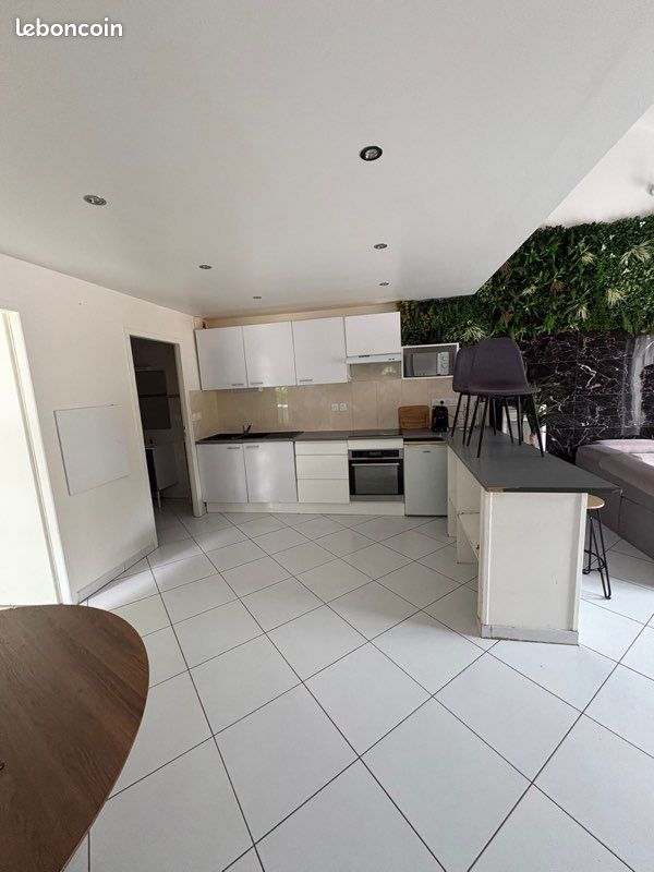 Maison 2 pièces 70 m² · à Montussan · 70 m² · 1 100 €