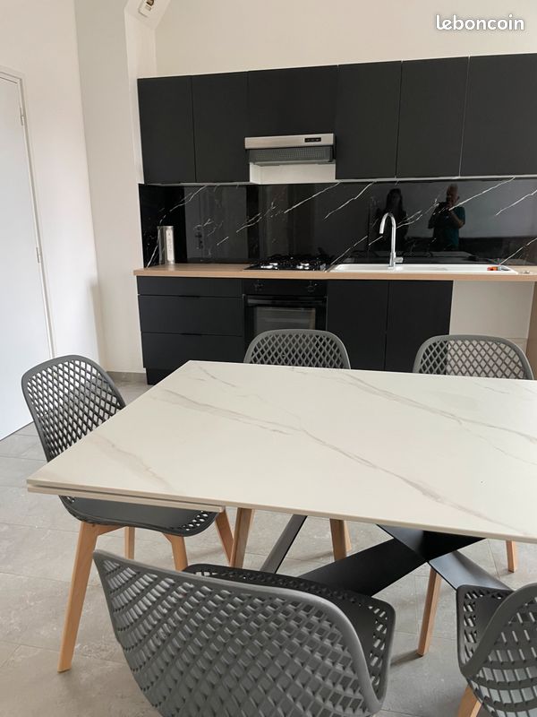 Appartement 5 pièces 100 m² · à Le Puy-en-Velay · 100 m² · 890 €