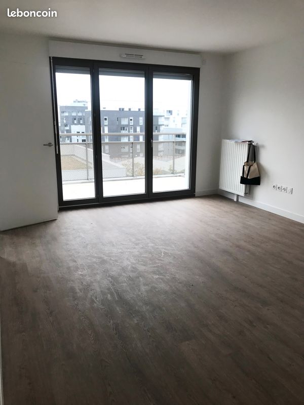 Appartement 2 pièces 49 m² · à Ivry-sur-Seine · 49 m² · 1 254 €/mois