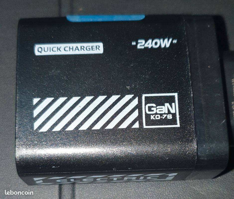 Chargeur multiport 240w (image 3)