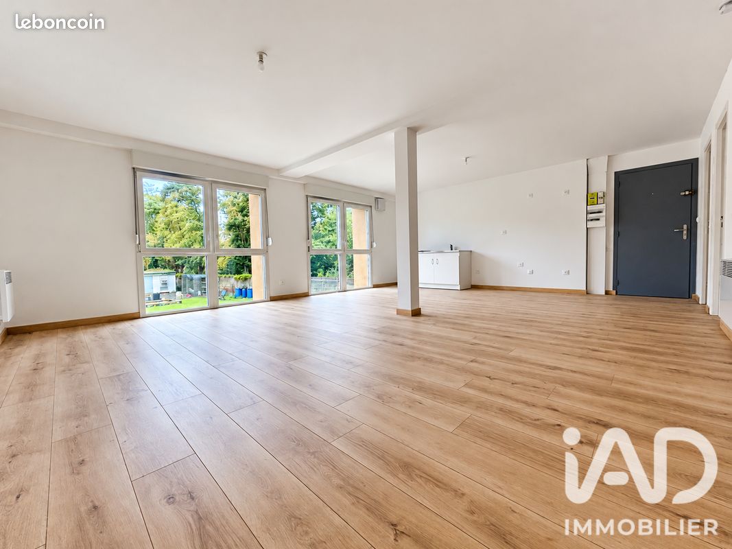 Immeuble 4 pièces 68 m² · à Hérin · 68 m² · 720 €/mois