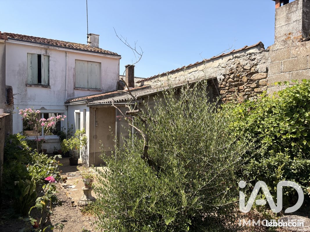 Maison 5 pièces 112 m² · à Venansault · 112 m² · 159 000 €
