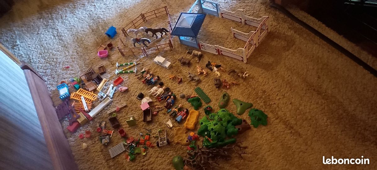 Lot de playmobil (image 2)