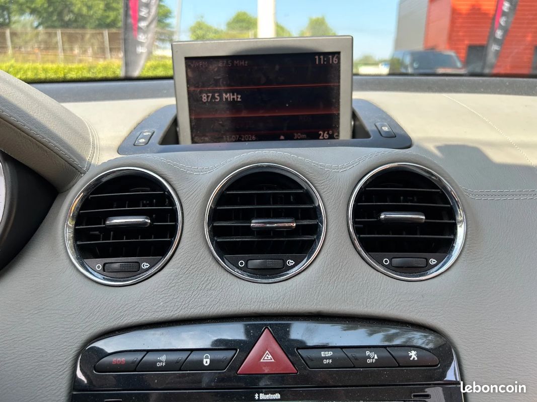 PEUGEOT 308 CC 2.0 HDi 16V 140ch FAP Féline (image 19)