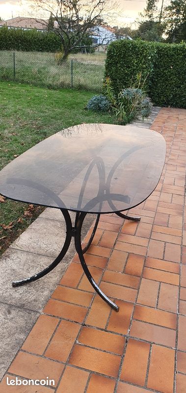 Table en verre (image 2)