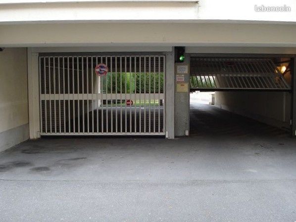 Parking 12 m² · à Reims · 12 m² · 61 €/mois