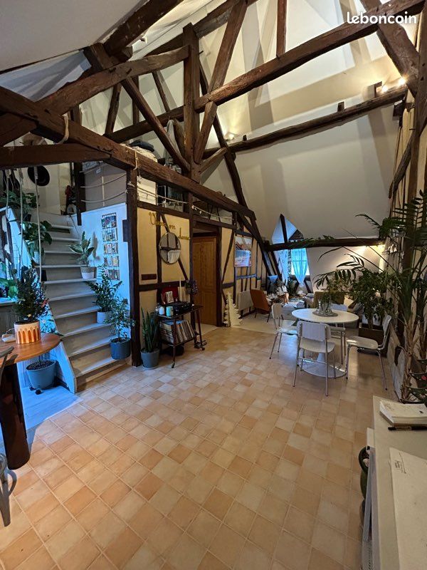 Appartement 2 pièces 62 m² · à Bourges · 62 m² · 120 000 €