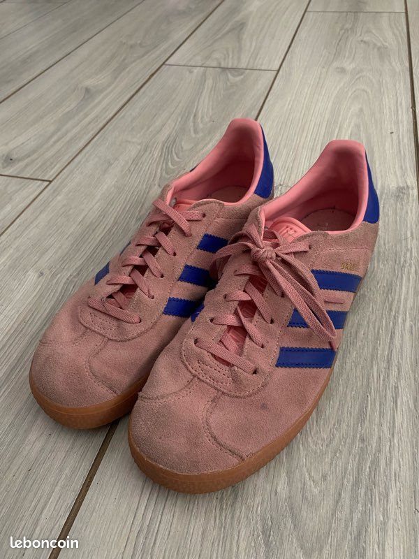 Adidas gazelle rose et bleu taille 38 (image 1)