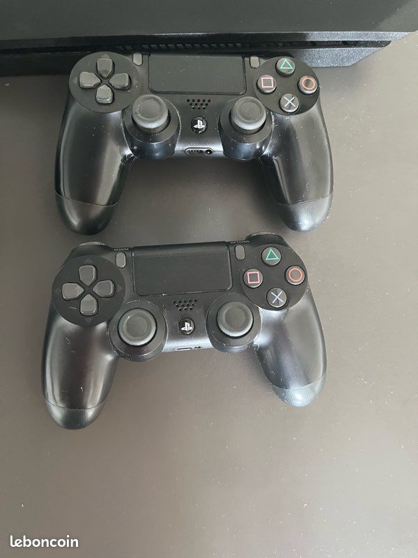 Play (image 2)