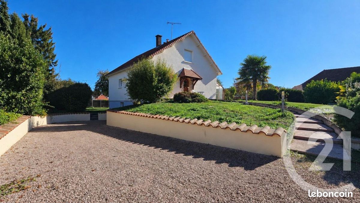 Maison 6 pièces 160 m² · à Charmont-sous-Barbuise · 160 m² · 259 000 €