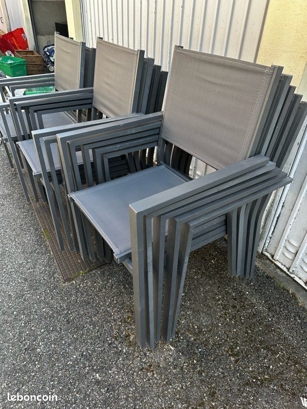 Table de jardin + chaise (image 5)