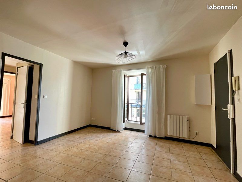 Appartement 3 pièces 50 m² · à Alès · 50 m² · 560 €