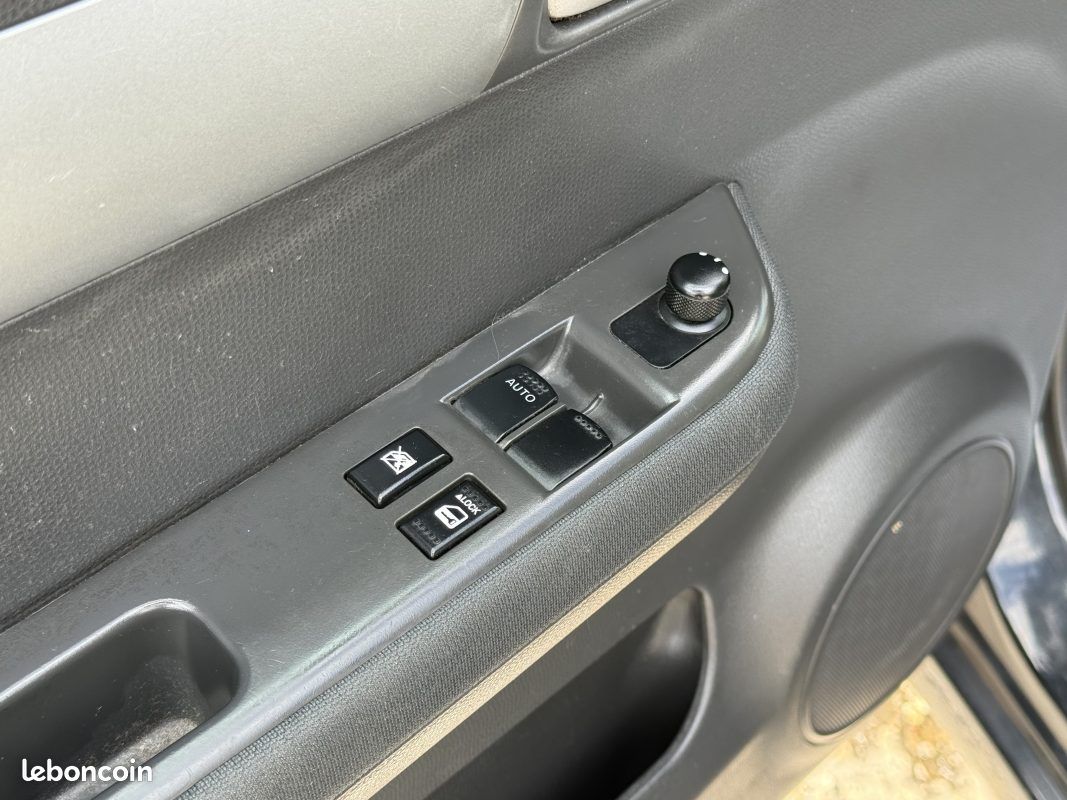 Suzuki Swift 1.3 DDiS 75 GL - Clim - 1ère main - Révisée & Garantie 6 mois (image 24)