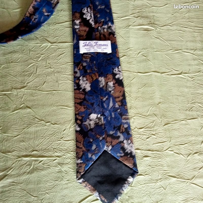Cravate (image 2)