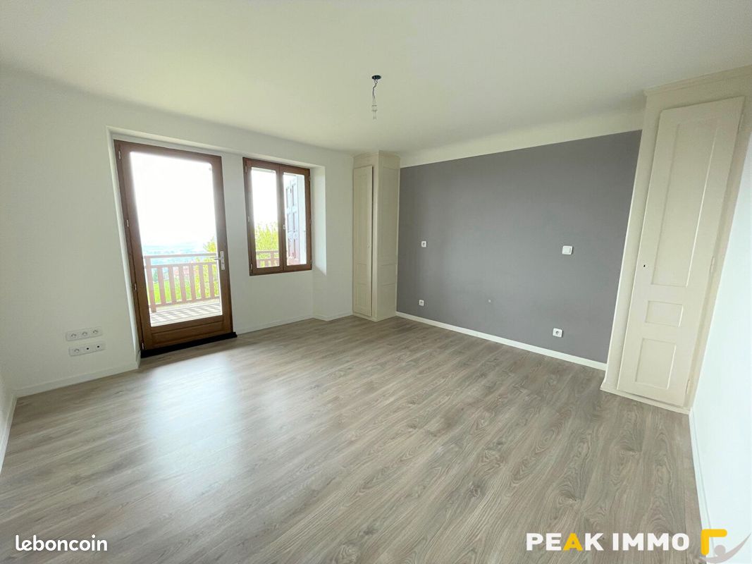Appartement 4 pièces 117 m² · à Lucinges · 117 m² · 1 816 €/mois