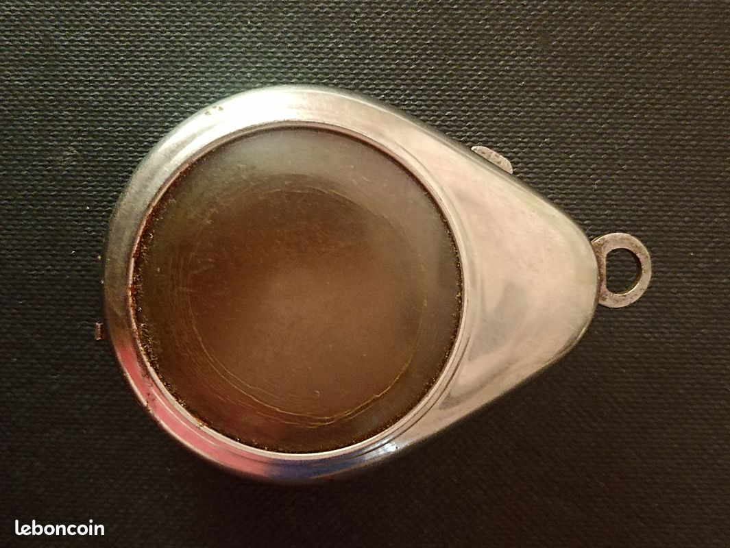 Écrin à Montre Vintage Homme – Métal Argenté Avec Couvercle Cristal (neuf Sans Boîte)