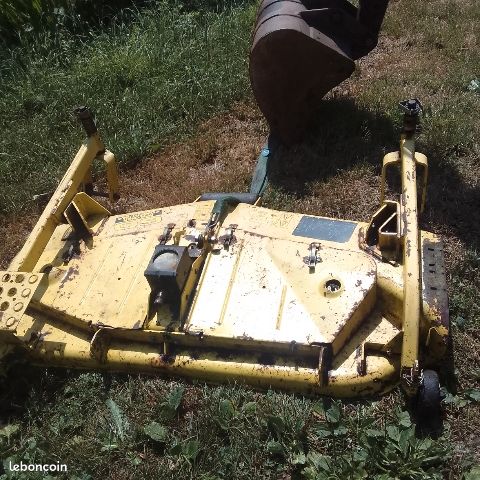 Plateau de coupe John Deere (image 1)