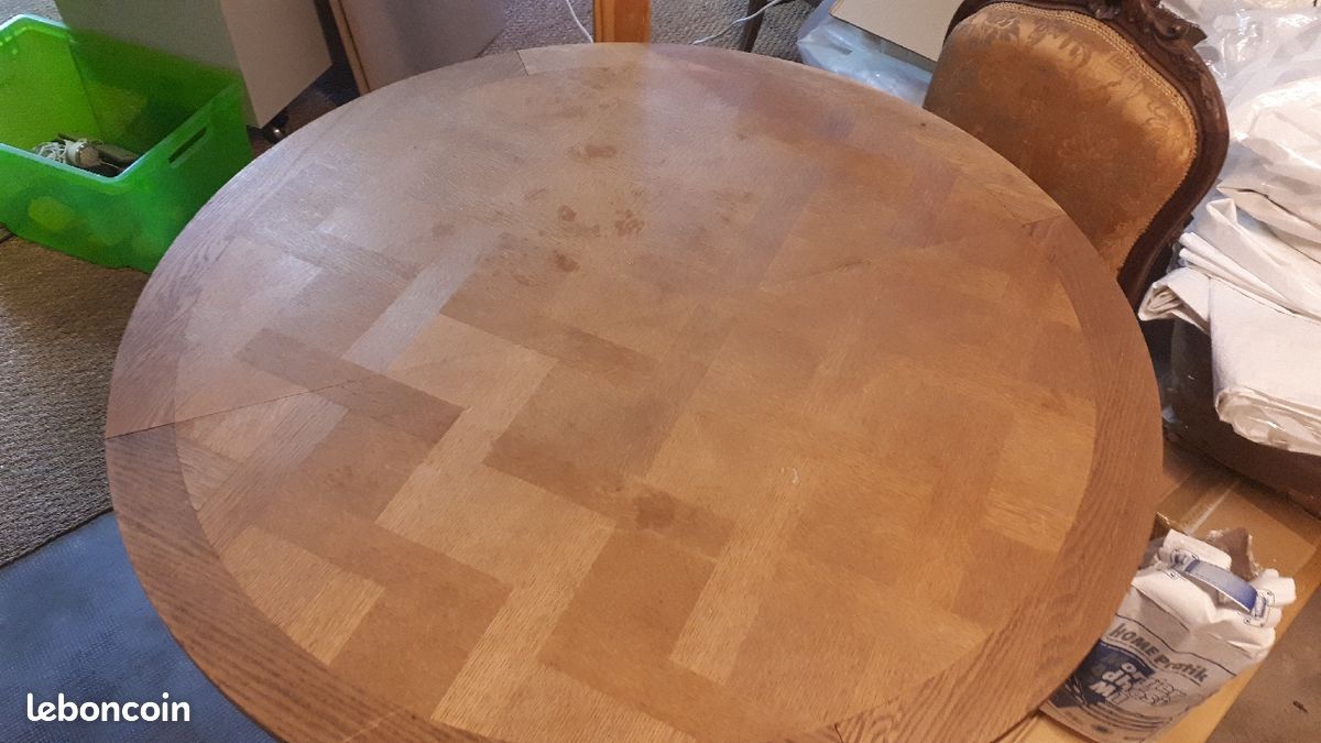 Table ronde en bois avec rallonge (image 1)