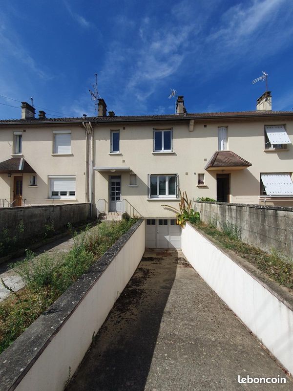 Maison 4 pièces 76 m² · à La Ferté-Bernard · 76 m² · 700 €/mois