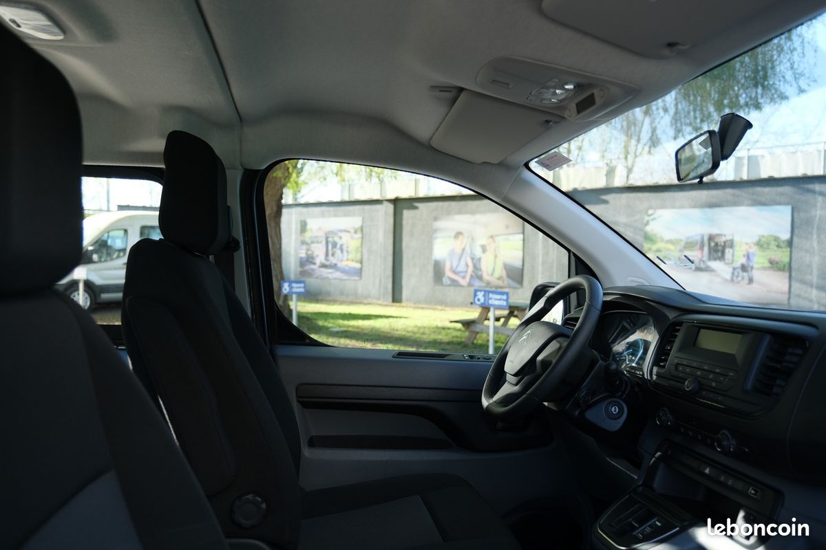 Citroën E-Jumpy électrique Combi avec rampe repliable en plancher plat HappyAccess accessible TPMR 「7🕴🏾ou 5🕴🏾 + 1 ♿」 (image 5)