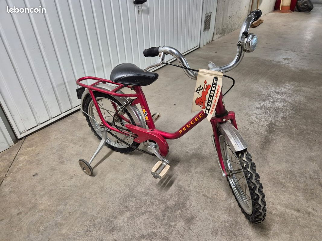 Superbe petit vélo enfant PEUGEOT VINTAGE EN PARFAIT ÉTAT - Vélos