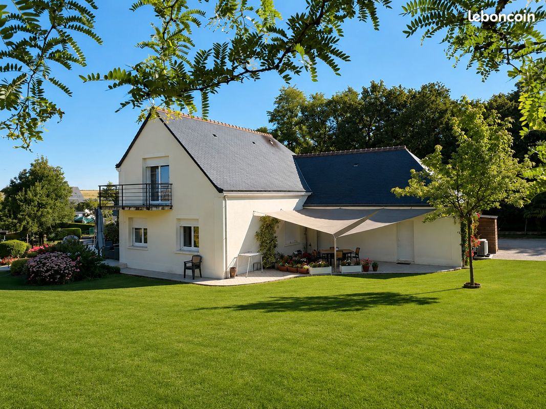 Maison 7 pièces 225 m² · à Nazelles-Négron · 225 m² · 585 000 €