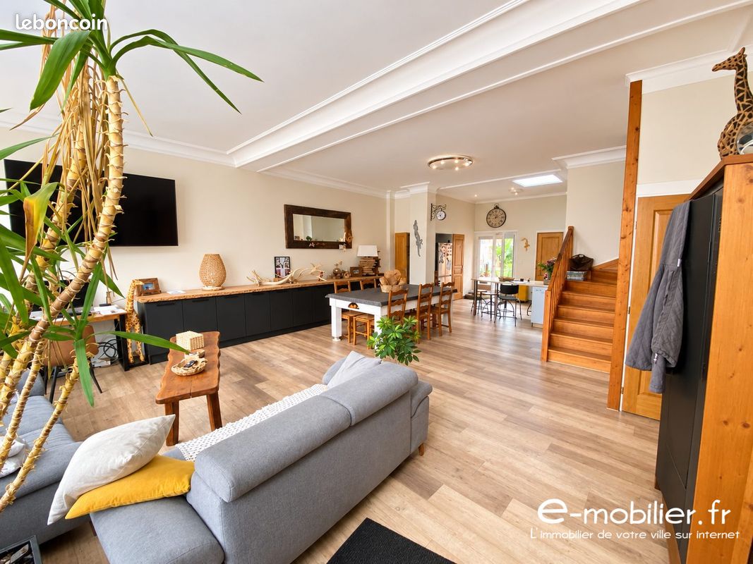 Maison 5 pièces 150 m² · à Villers-Bretonneux · 150 m² · 349 000 €