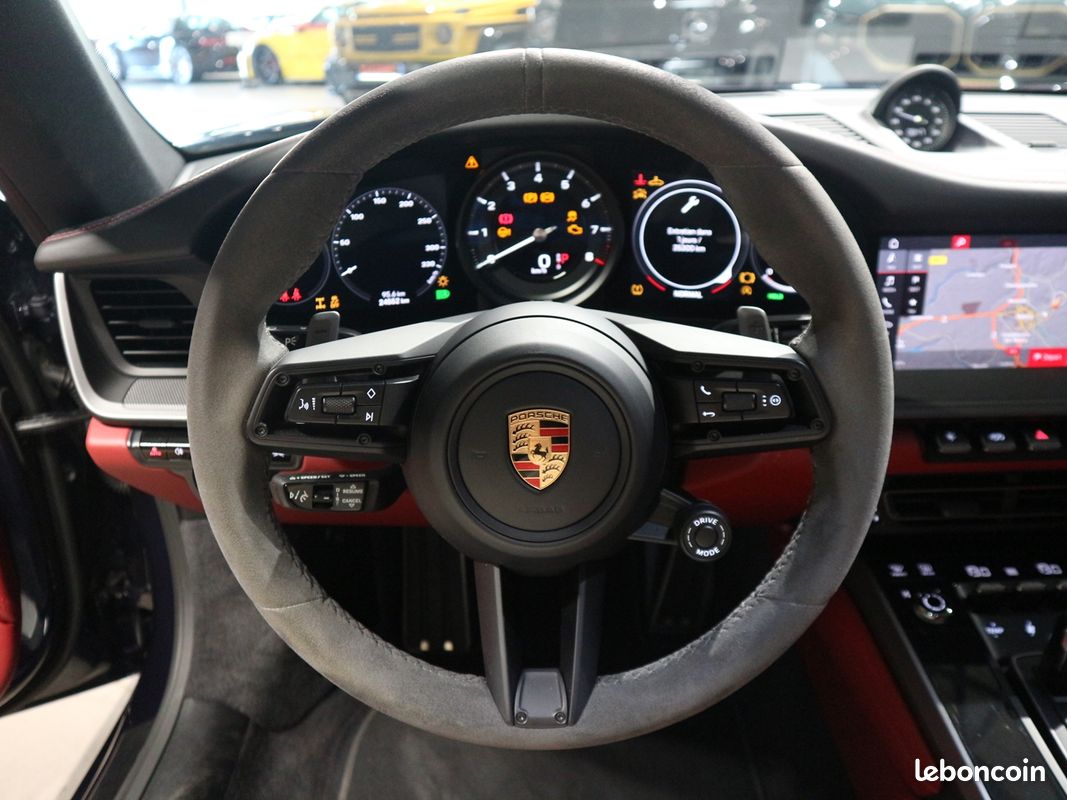 Porsche 911 COUPE (992) 3.0 450CH 4S (image 16)