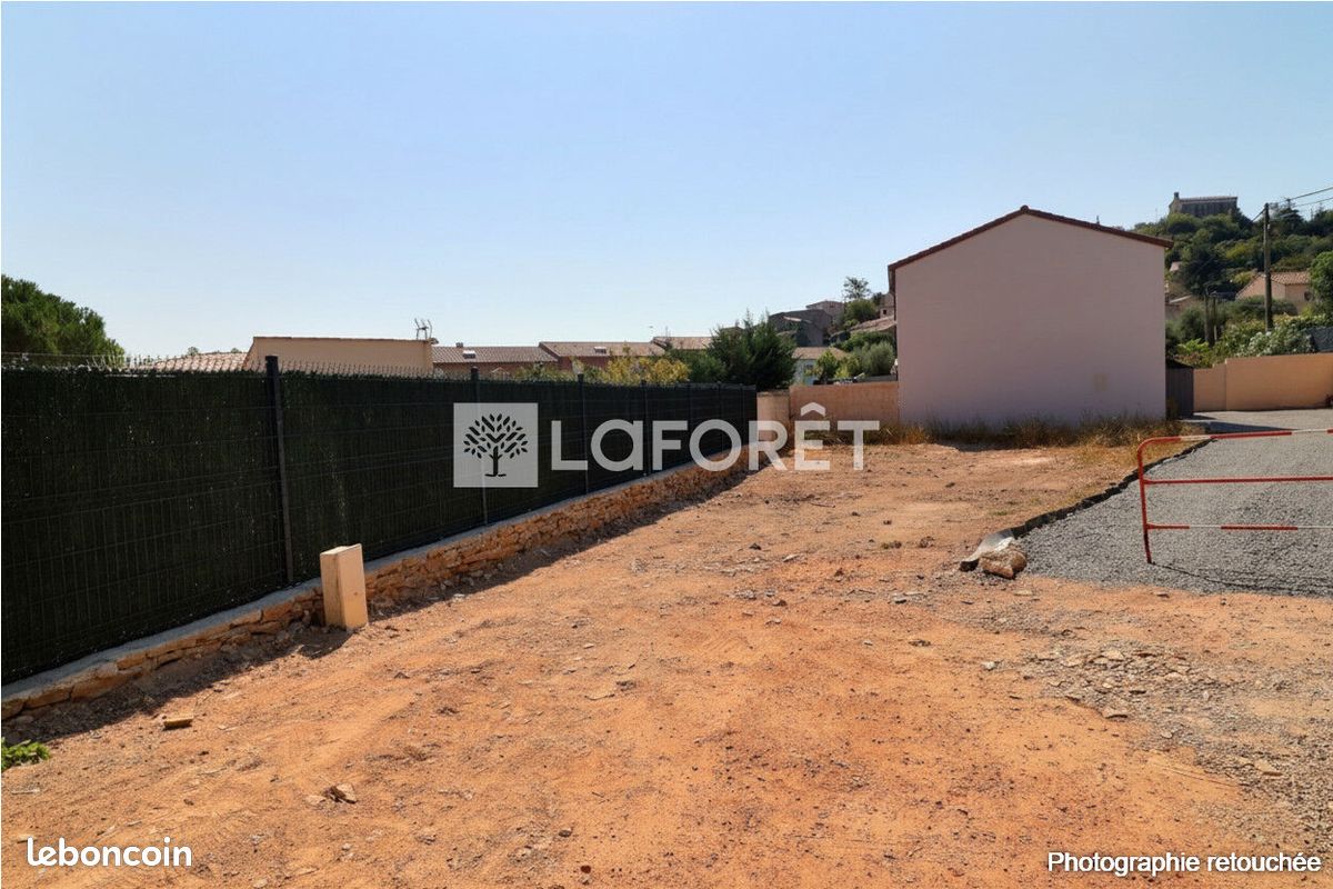 Terrain 196 m² · à Cuers · 196 m² · 125 000 €