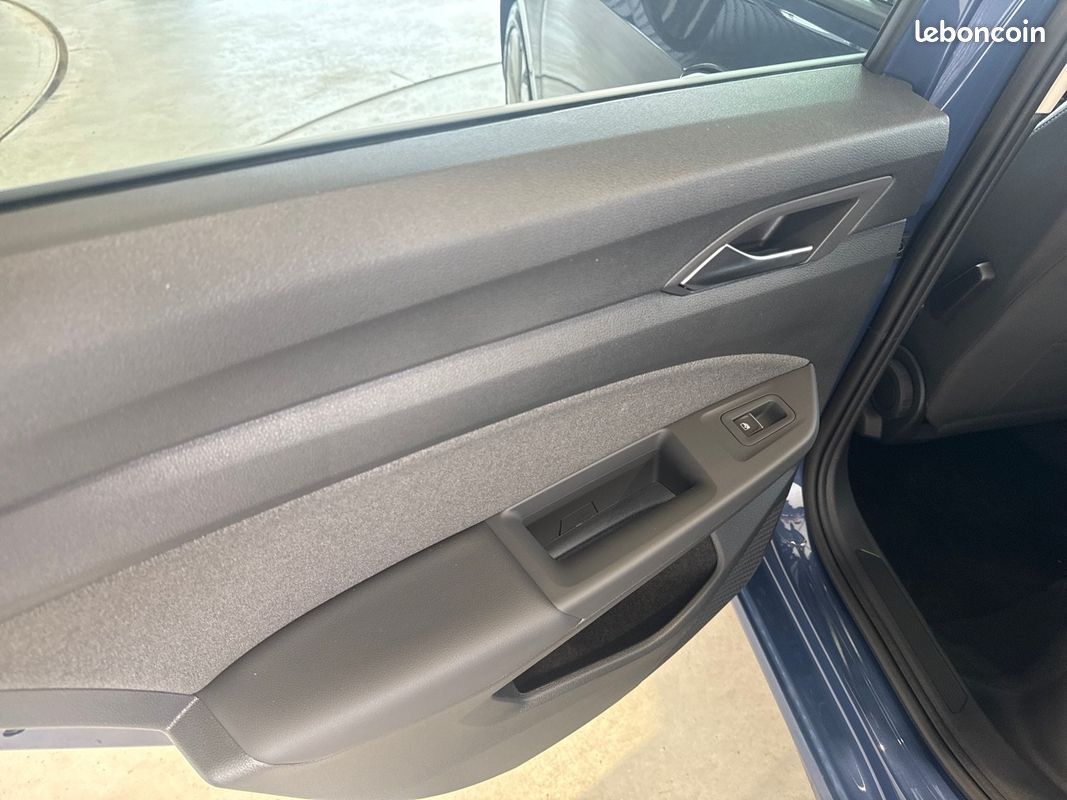 VOLKSWAGEN Golf 1.5 TSI EVO2 116 BVM6 Life Plus (image 23)