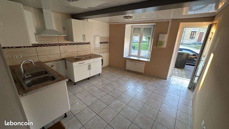 Maison 3 pièces 90 m² · à Brieulles-sur-Bar · 90 m² · 452 €/mois