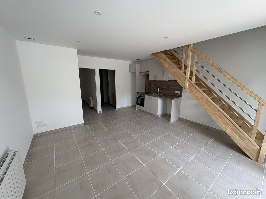 Maison 3 pièces 72 m² · à Sellières · 72 m² · 650 €/mois