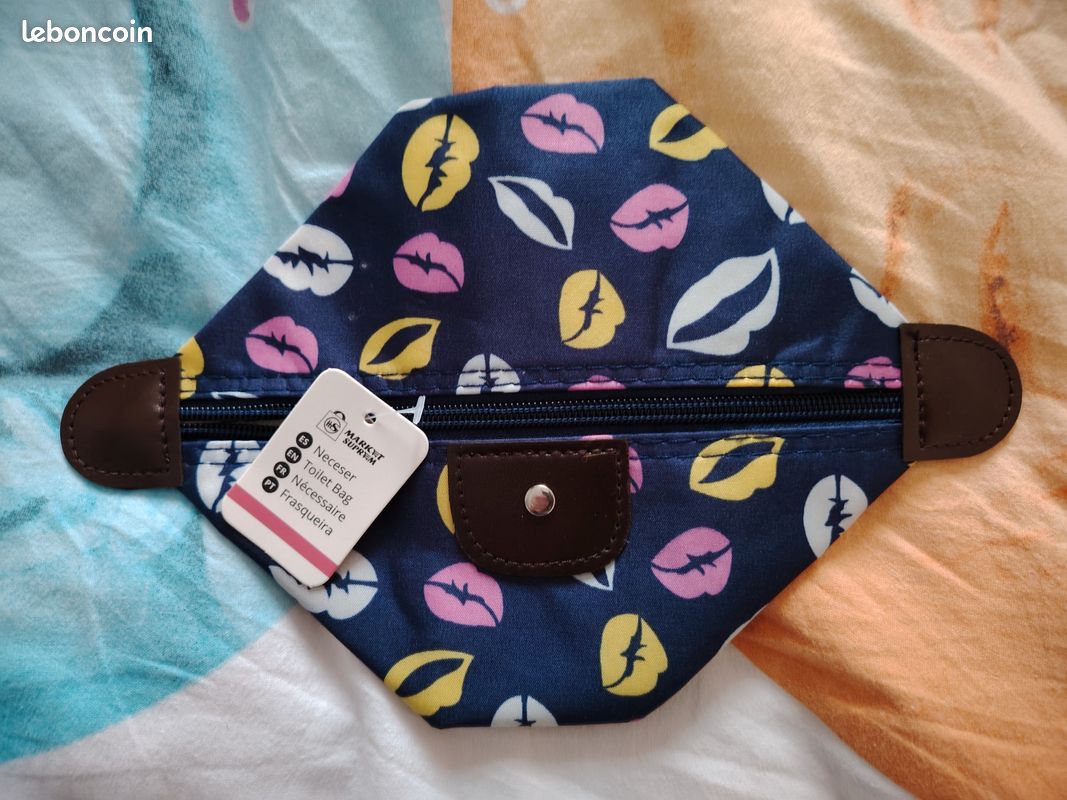 Trousse à maquillage (image 1)